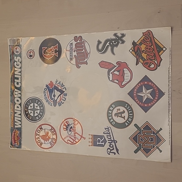 VTG 1996 MLB Various Team Window Clings(1 NWT, 1 missing 2 Clings) - Picture 6 of 13